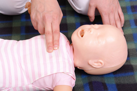 Paediatric-First-Aid-Training-Course-Surrey